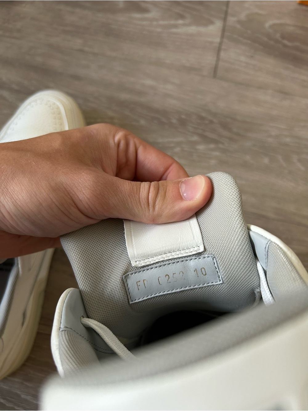 Louis Vuitton trainer white - Picture 7 of 9